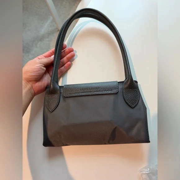 Le Pliage Green M Tote Bag Graphite - Recycled Canvas - Picture 4 of 12